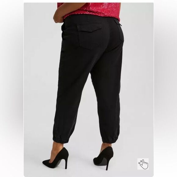 NWT Torrid Utility Stretch Twill Jogger in Deep Black Size 16 Regular - Picture 3 of 12